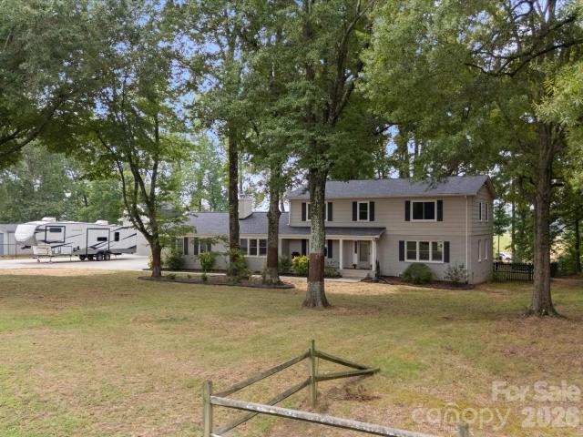 House for sale in Mooresville, North Carolina