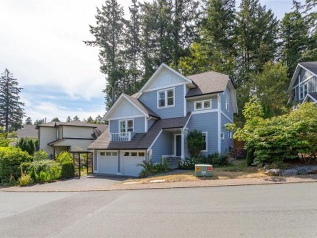 House for sale in View Royal, British Columbia