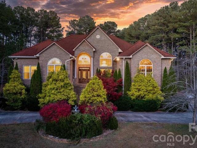 House for sale in Granite Falls, North Carolina