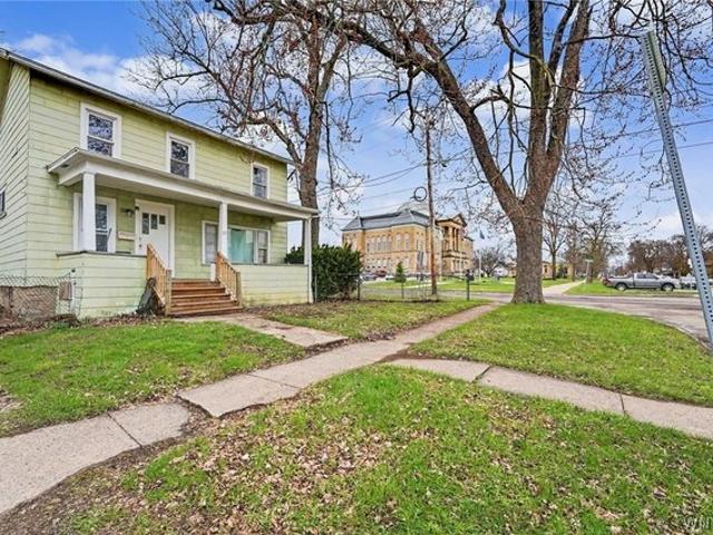 House for sale in Niagara, New York