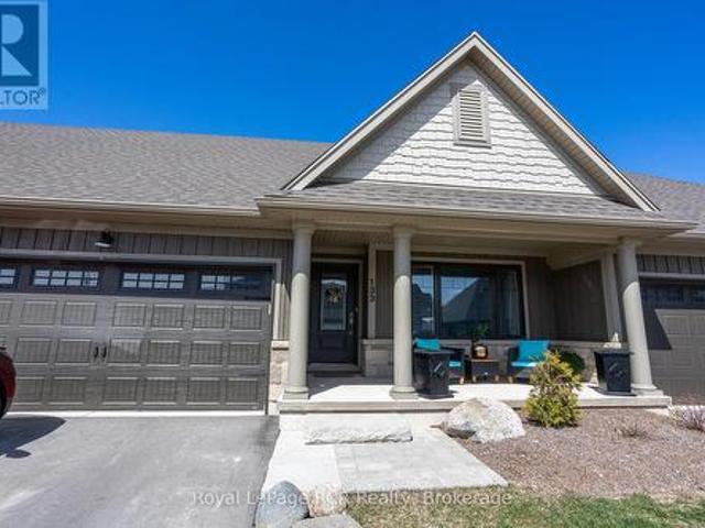 Townhouse for sale in Grey, Ontario