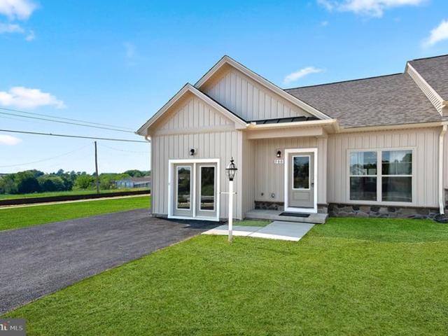 Townhouse for sale in Red Lion, Pennsylvania