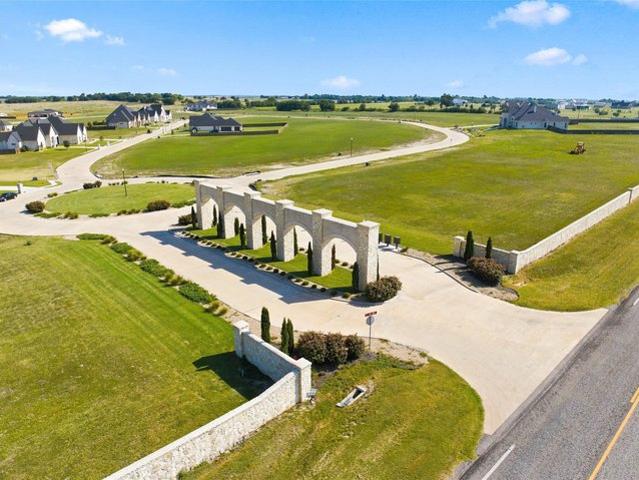 Land for sale in Lorena, Texas