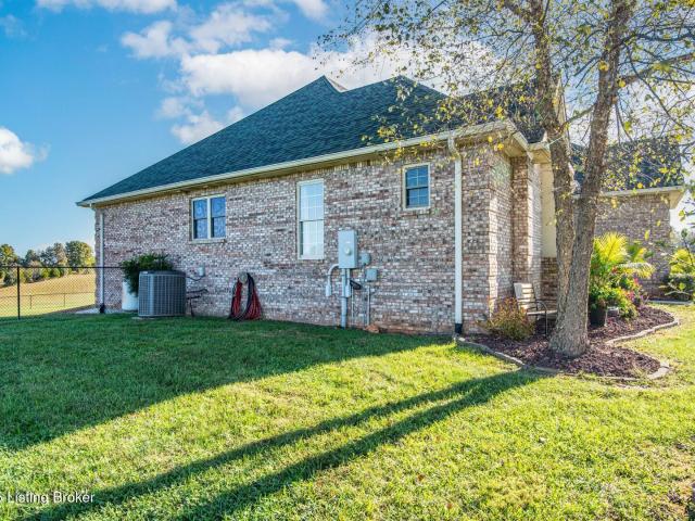 House for sale in Hodgenville, Kentucky