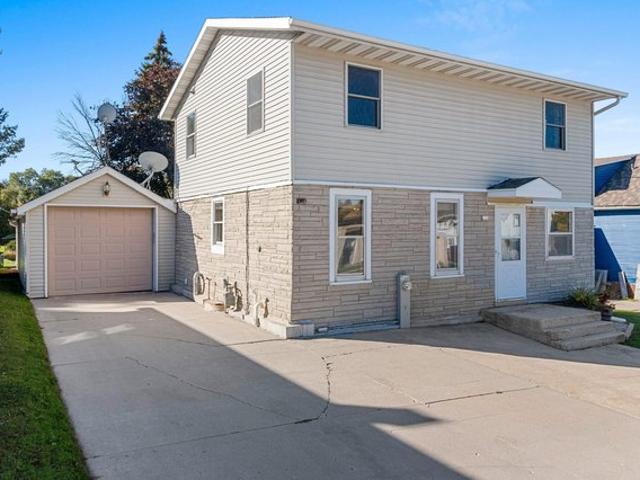 House for sale in Valders, Manitowoc County