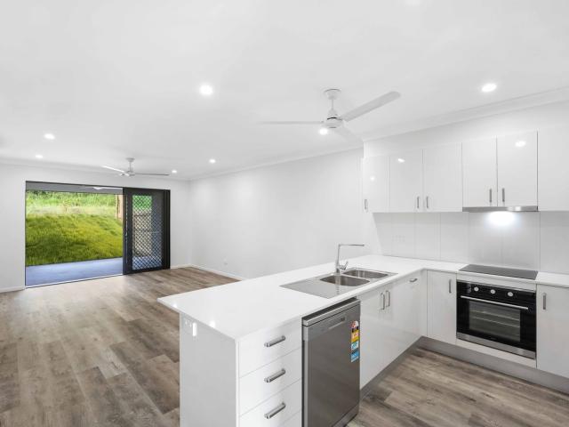 Apartment for rent in Bentley Park, Queensland