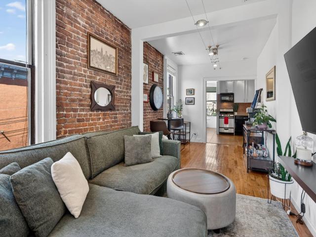 Condo for sale in Hudson, New Jersey