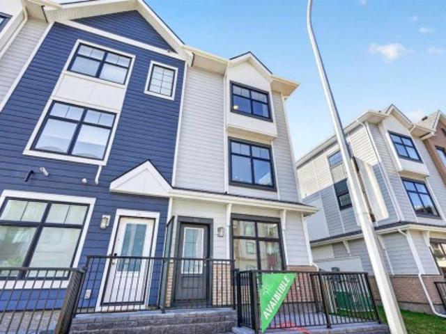 Townhouse for sale in Northwest, Alberta