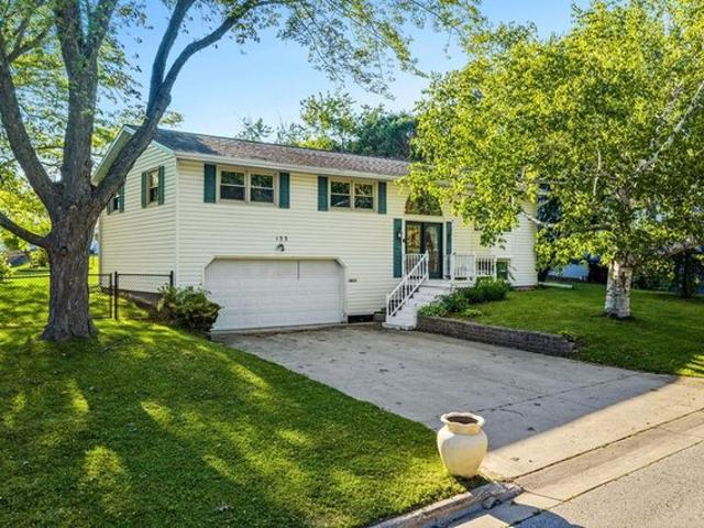 House for sale in Sturgeon Bay, Wisconsin
