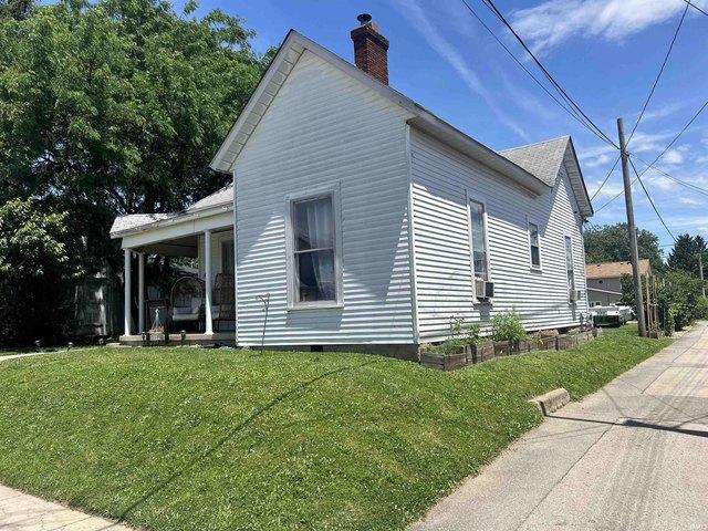House for sale in Albany, Indiana