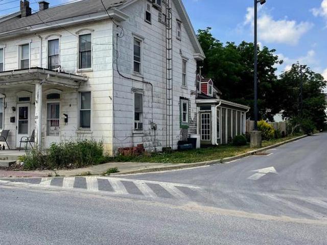 Townhouse for sale in Lebanon, Pennsylvania