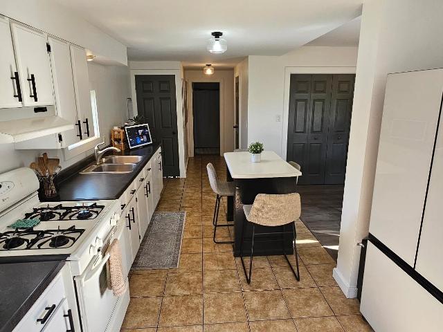 House for sale in Elizabeth, Illinois
