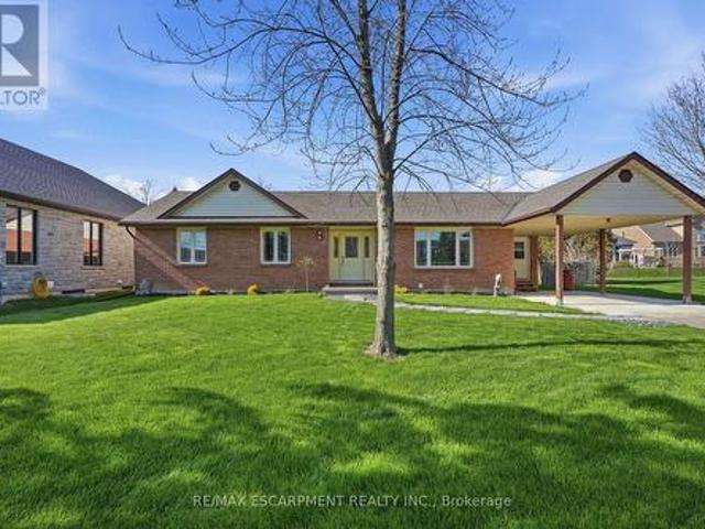 House for sale in Port Dover, Ontario