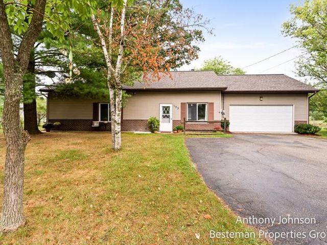 House for sale in White Cloud, Michigan