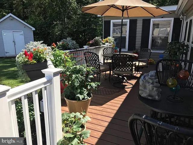 House for sale in Lothian, Maryland