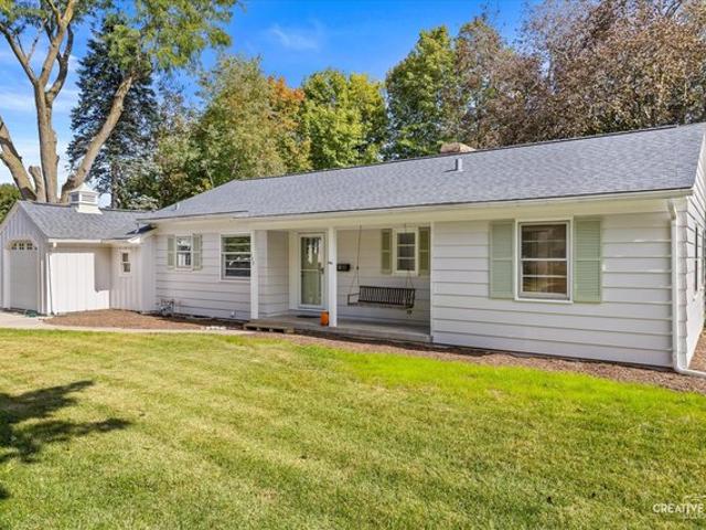 House for sale in Elgin, Kane County
