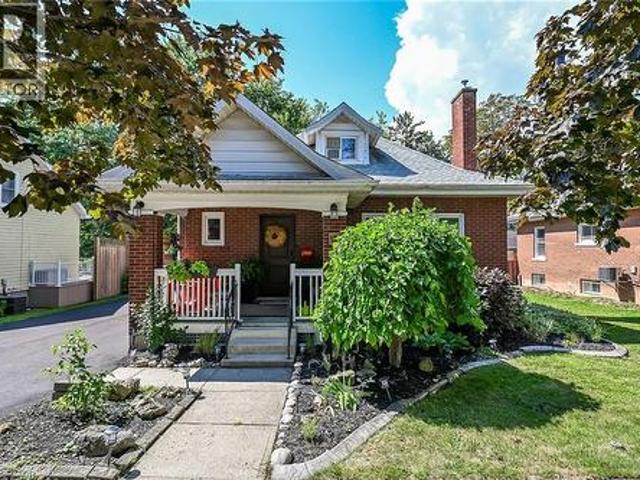 House for sale in Caledonia, Ontario