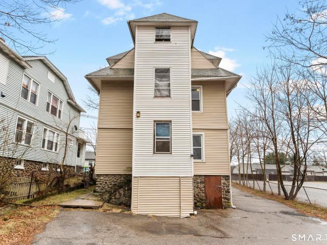 Property for sale in Waterbury, Connecticut