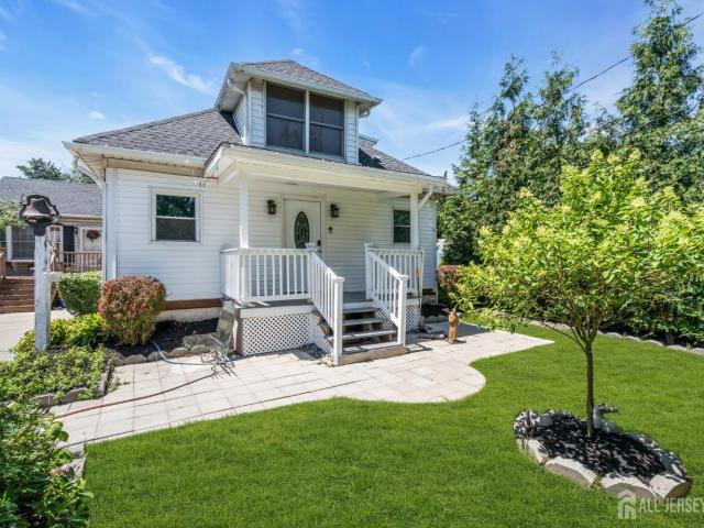 House for sale in Spotswood, New Jersey
