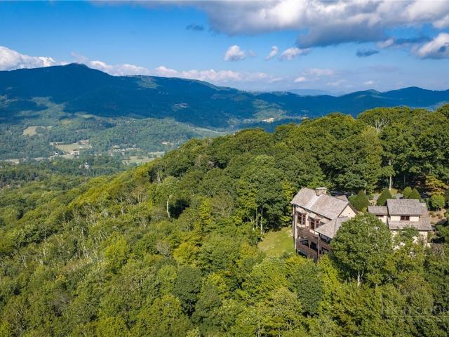 House for sale in Banner Elk, Avery County
