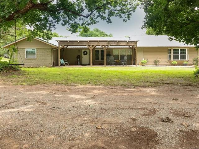 Farm for sale in Chouteau, Oklahoma