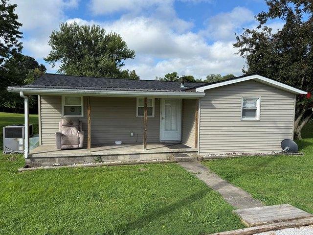 House for sale in Mortons Gap, Kentucky