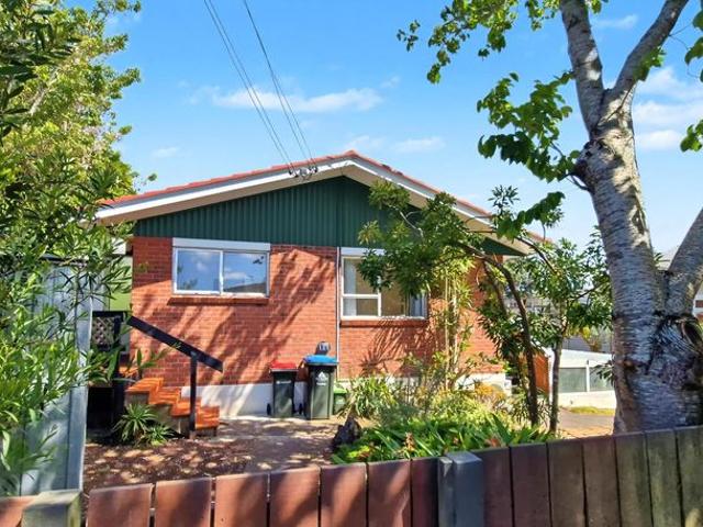 Apartment for rent in Mount Eden Village, Albert-Eden