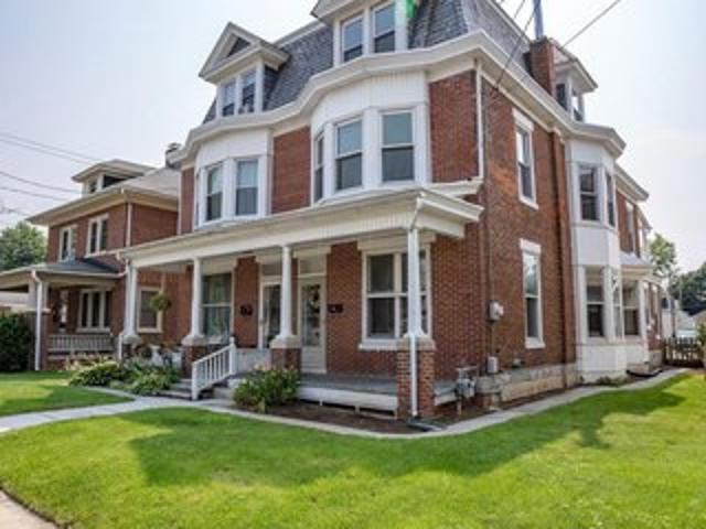 Townhouse for sale in Manheim, Pennsylvania