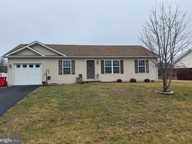 House for sale in Bunker Hill, West Virginia