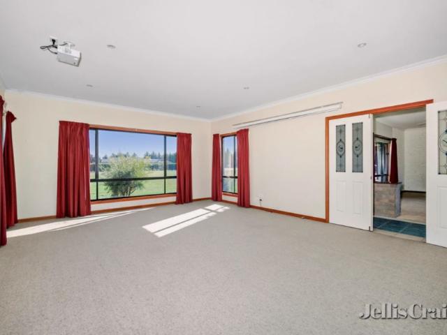 Apartment for rent in Bonshaw, Victoria