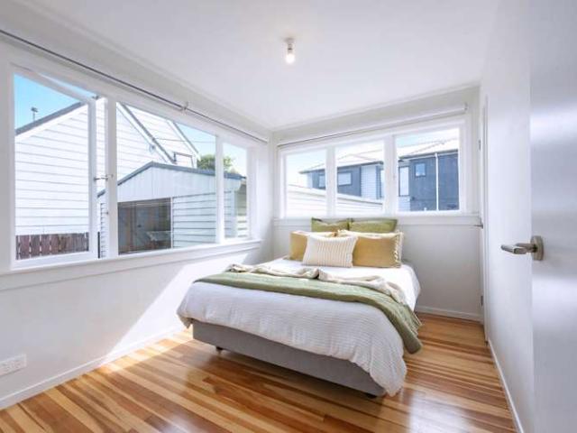 House for sale in Oratia