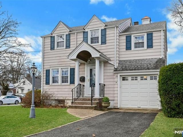 House for sale in Hackensack, New Jersey