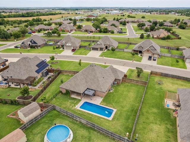 House for sale in Piedmont, Oklahoma