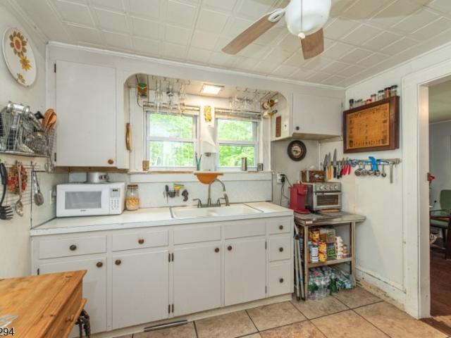 House for sale in Newton, New Jersey
