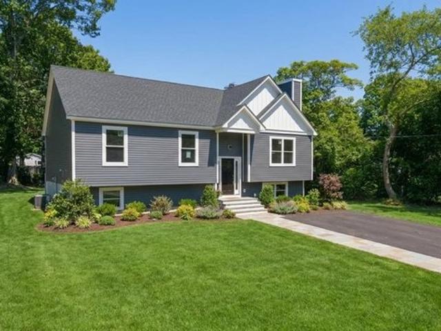 House for sale in Centereach, New York