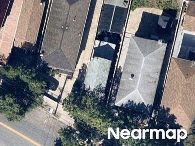 House for sale in Queens, Arverne