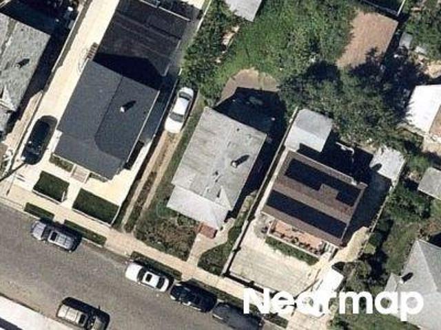 House for sale in Queens, Arverne