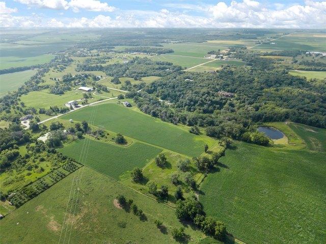 Farm for sale in Elkhart, Iowa
