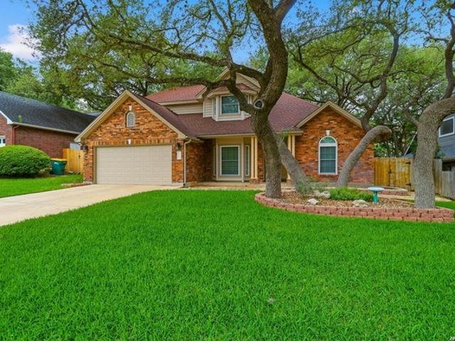 House for sale in Universal City, Texas