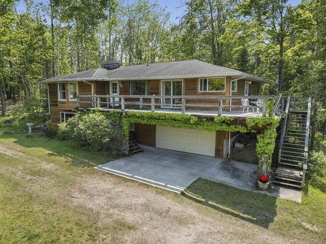 House for sale in Millersburg, Michigan