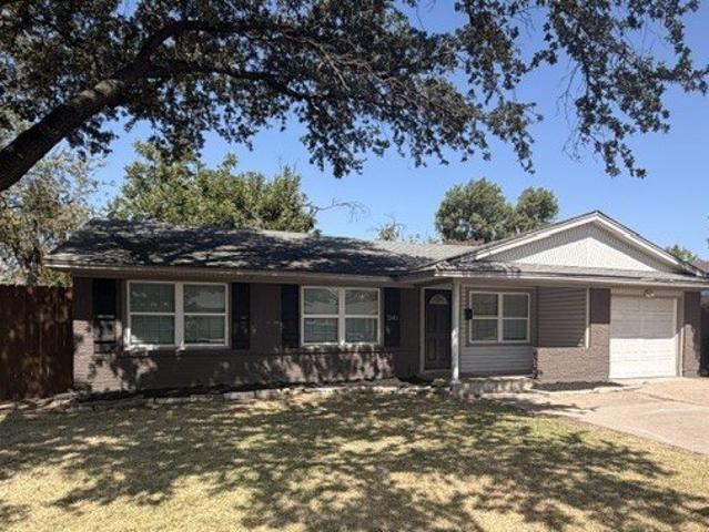 House for sale in Farmers Branch, Texas