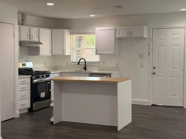House for sale in Farmers Branch, Texas