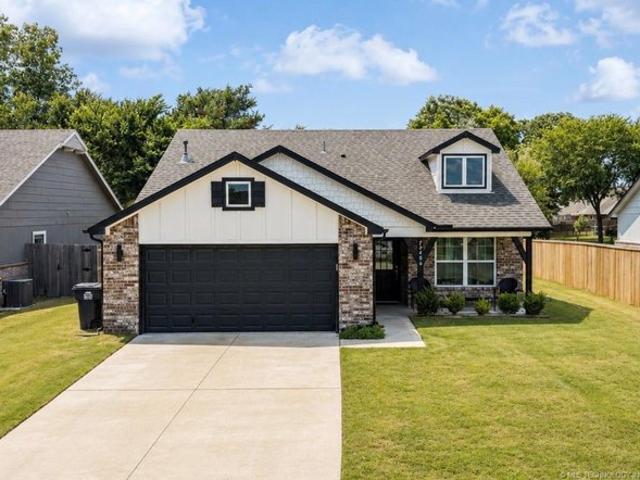 House for sale in Bixby, Oklahoma