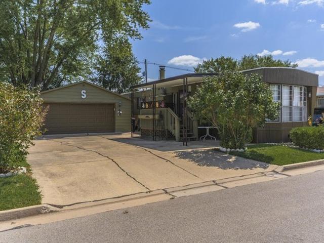 House for sale in Mclean, Illinois