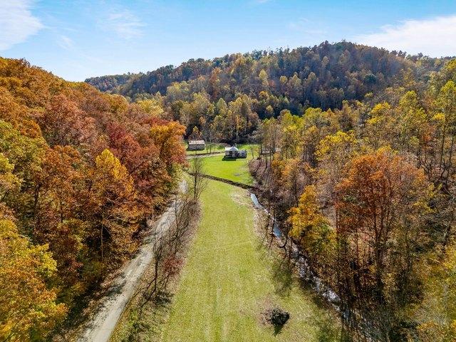 Farm for sale in Salt Rock, West Virginia