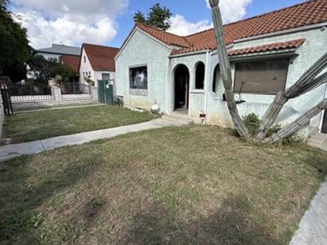 House for sale in Canoga Park, California