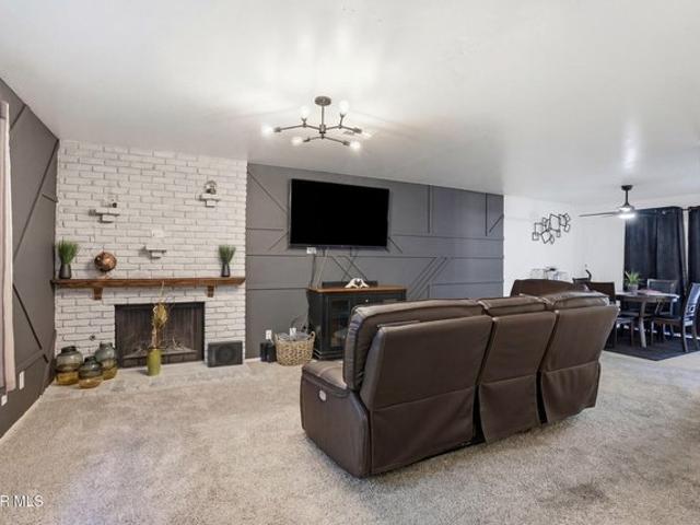 Condo for sale in Lancaster, California