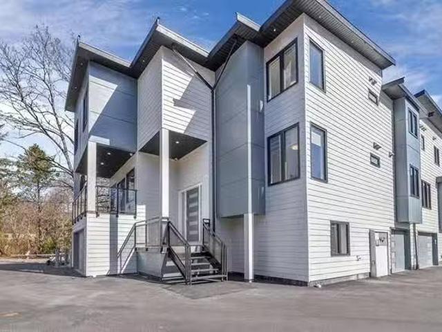 House for rent in Brackendale, British Columbia