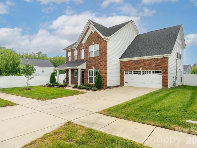 House for sale in Mecklenburg, North Carolina