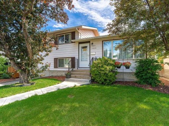 House for sale in Wedgewood, Alberta